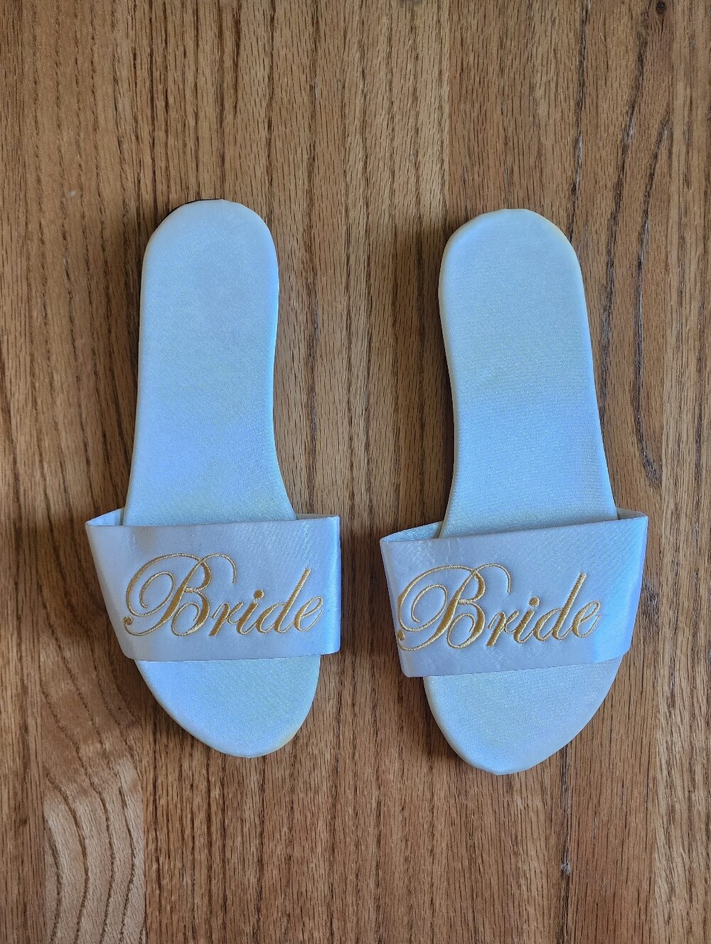 NWOT Women's Gold Embroidered 'Bride' Wedding Slide Slipper Sandals Size 8.5/39